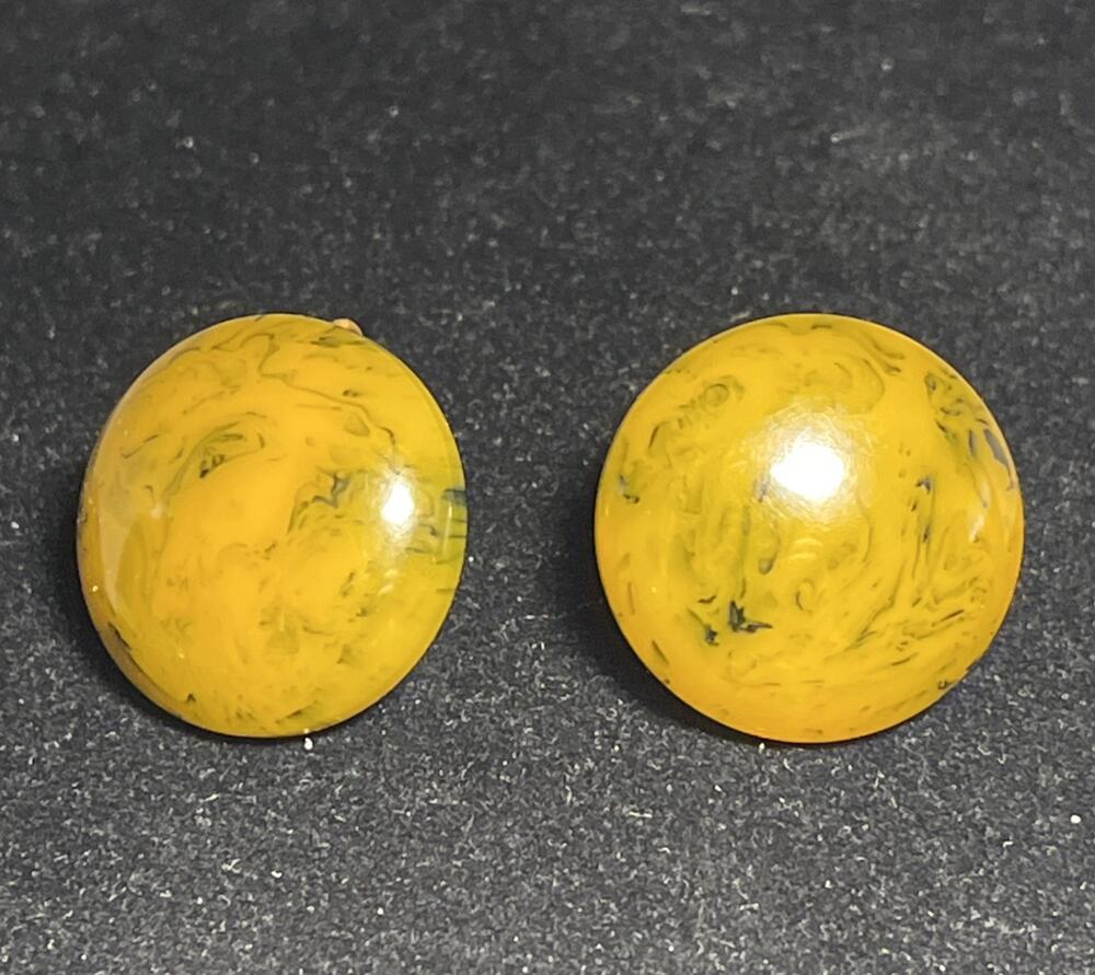 Vtg Bakelite Moon Earrings Marbled Black Swirl /Yellowish Screw Back Large